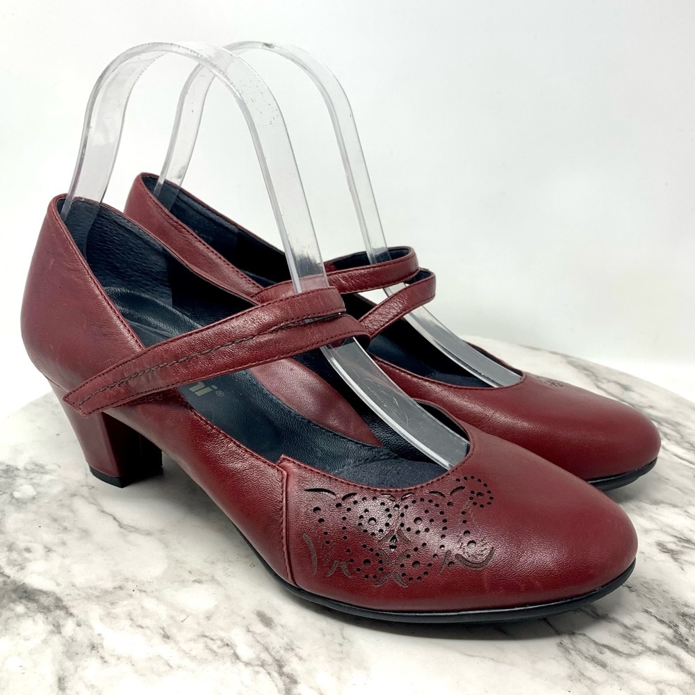 Umberto Raffini Leather Comfort Mary Janes 39.5/8.5-9 Retro Classic Lagenlook